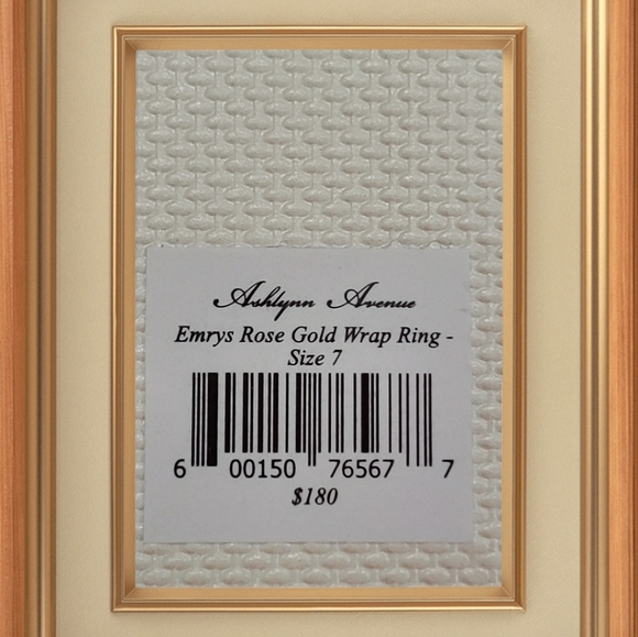 $180 Ashlynn Avenue gold ring size 7 - Picture 5 of 5